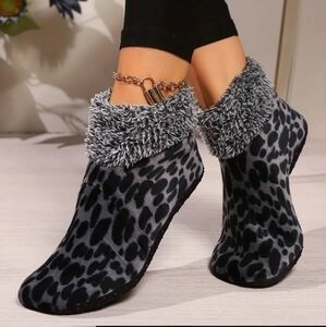 Plush Leopard print Fuzzy Trim Anti-Slip Thermal Slipper Socks